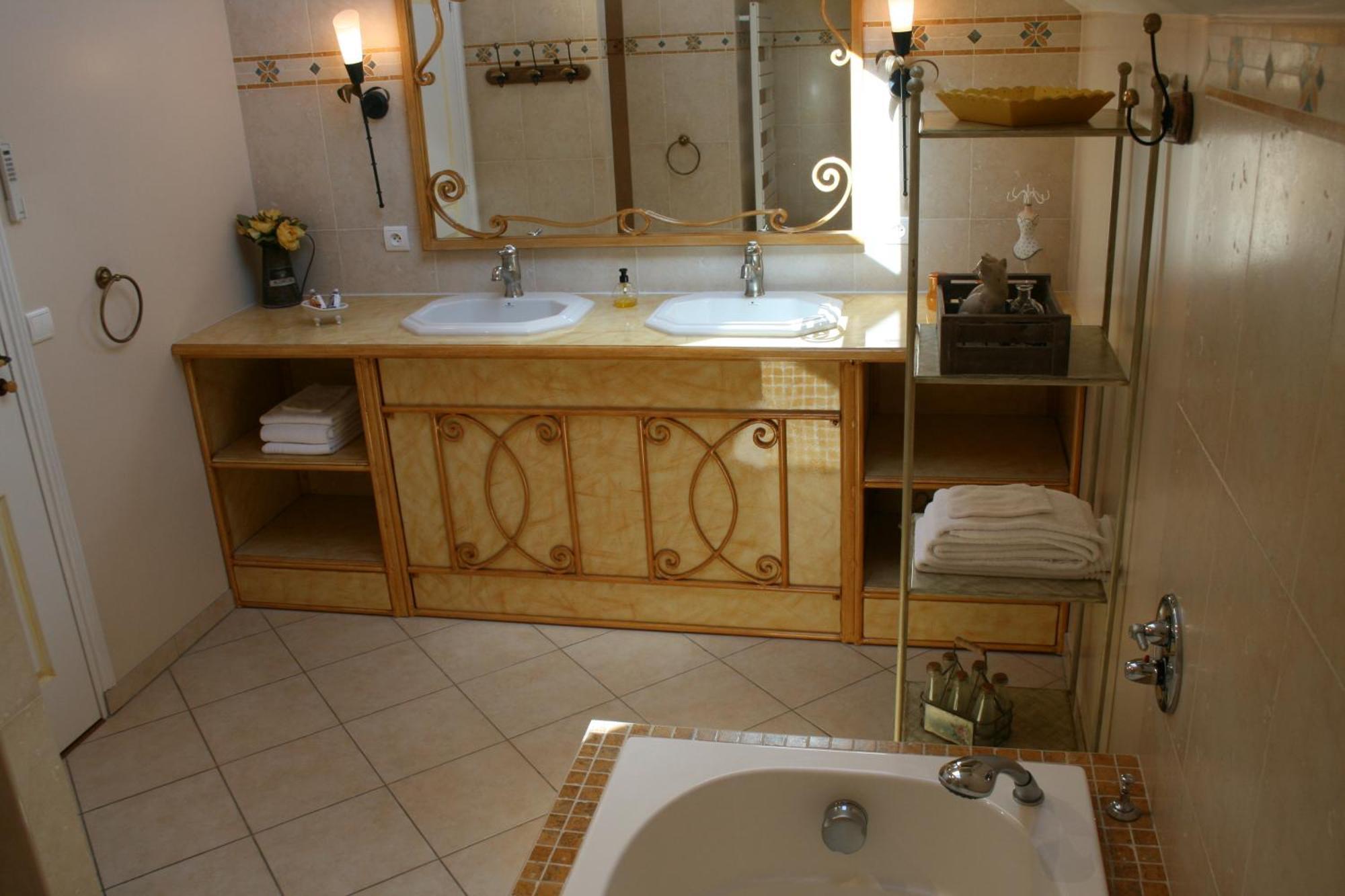 La Closerie Des Sacres Lavannes Экстерьер фото